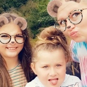 Meet your Posher, Kayla